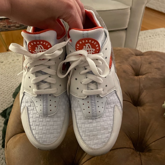 Nike Huarache - Picture 4 of 8